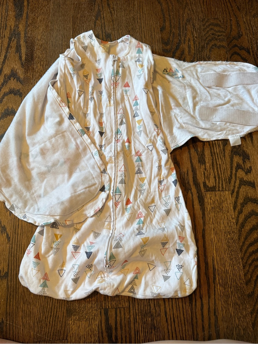Halo White Sleep Sack with Multicolor Triangle Pattern